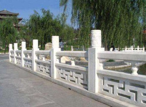 如何對花崗巖石欄桿進(jìn)行保養(yǎng)！