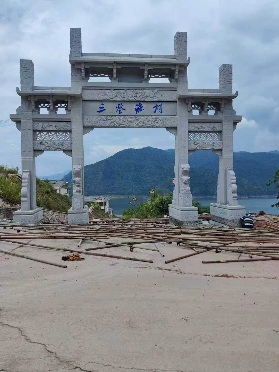 濟寧石雕牌坊